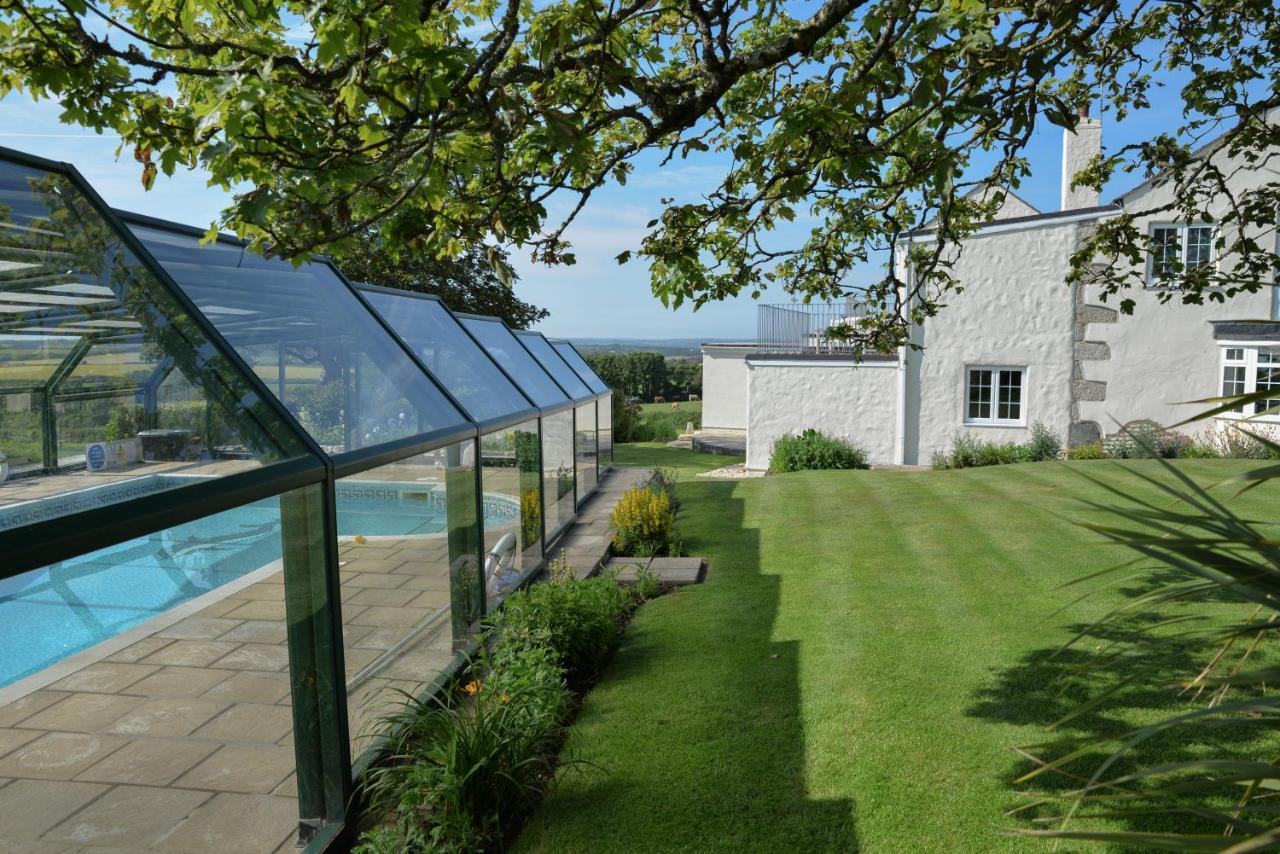Tregaddra Farm B&B Helston Exterior foto