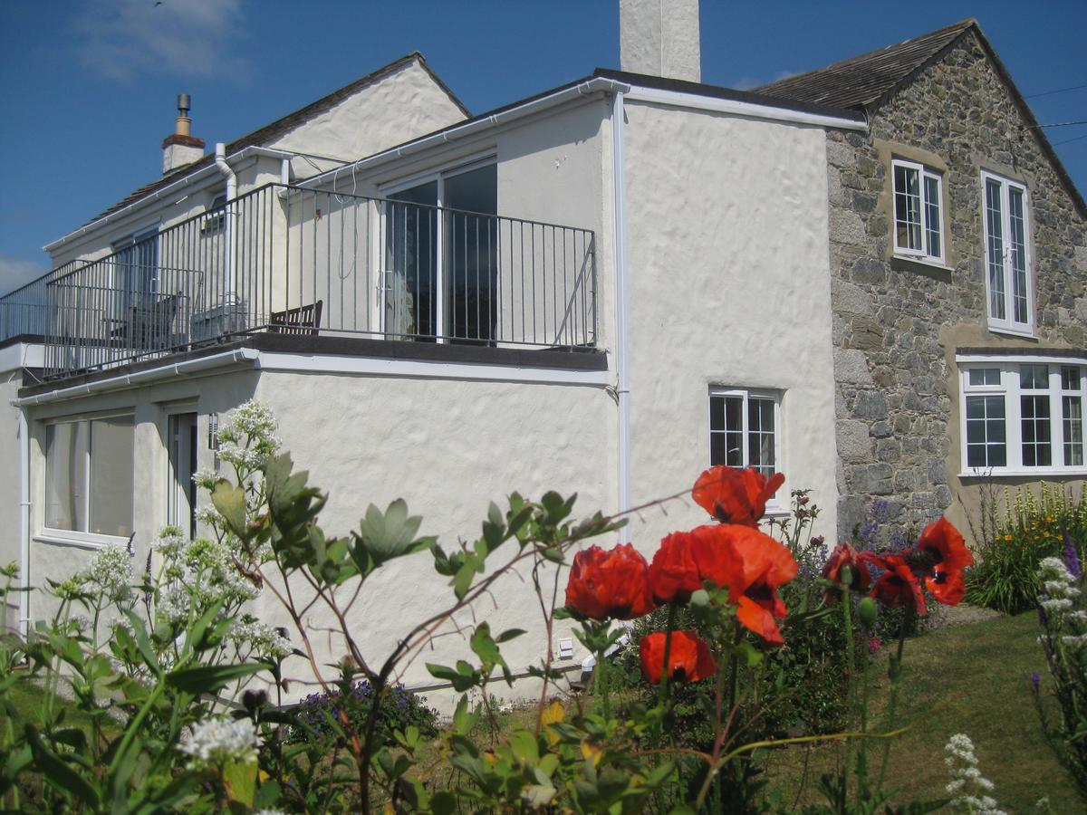 Tregaddra Farm B&B Helston Exterior foto
